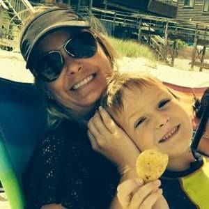 Meet your Posher, Deborah